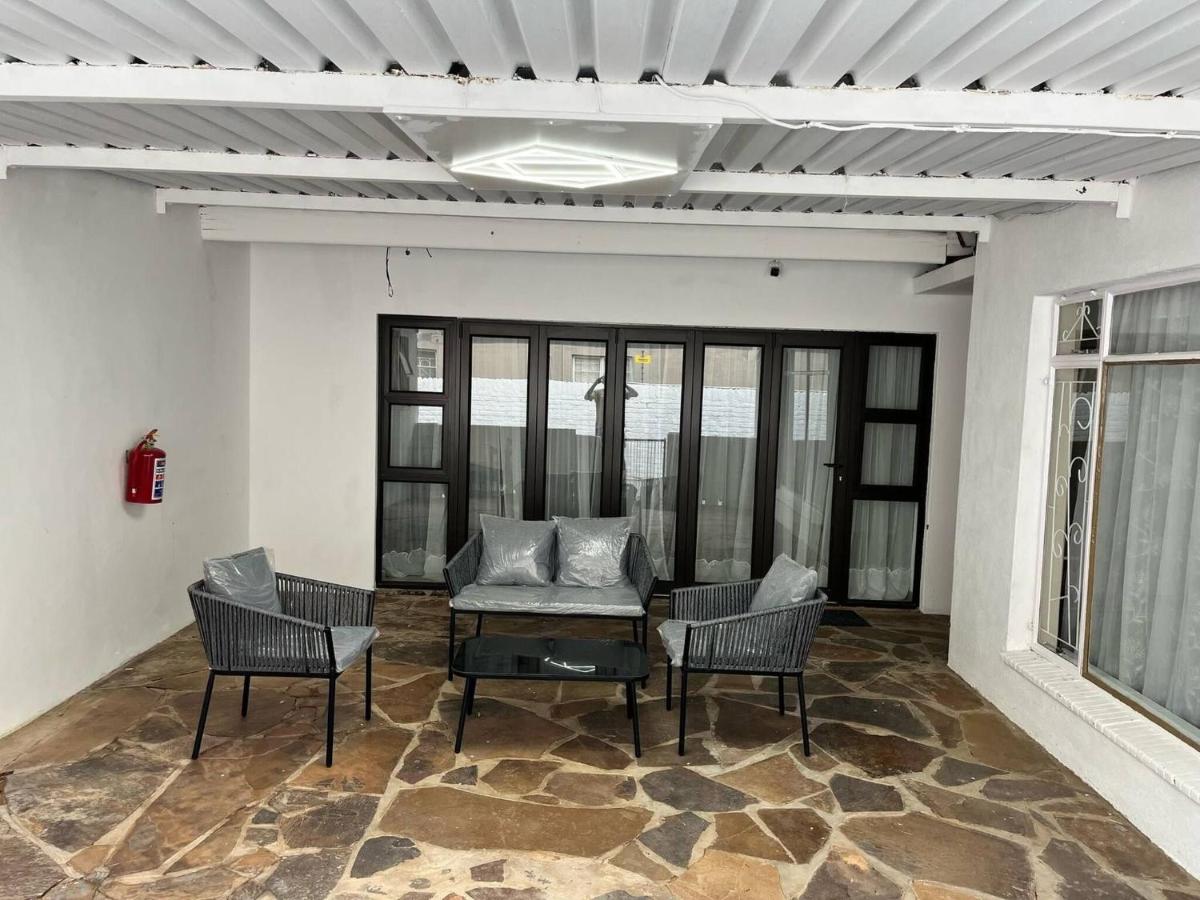 Makays Guests House Kimberley - B&B Kimberley