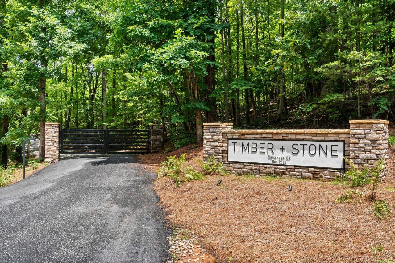 Timber and Stone - Ridgewalk - Luxury Cabin Rentals in Dahlonega, GA - B&B Dahlonega
