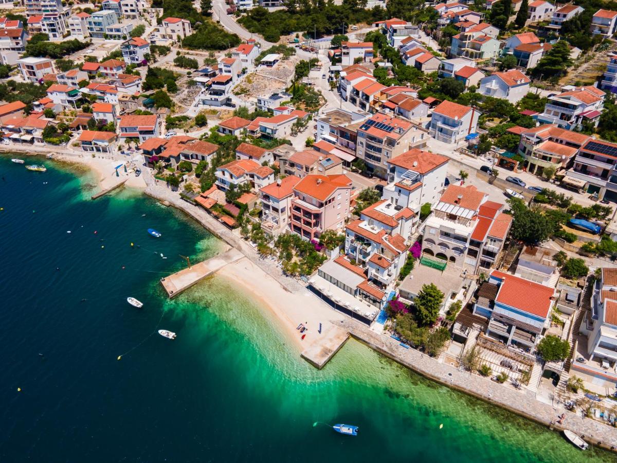 Grand Holiday Residence - B&B Komarna