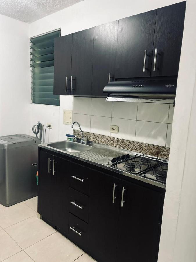 Apartamento Vallenato Fresco con Ventiladores - B&B Valledupar