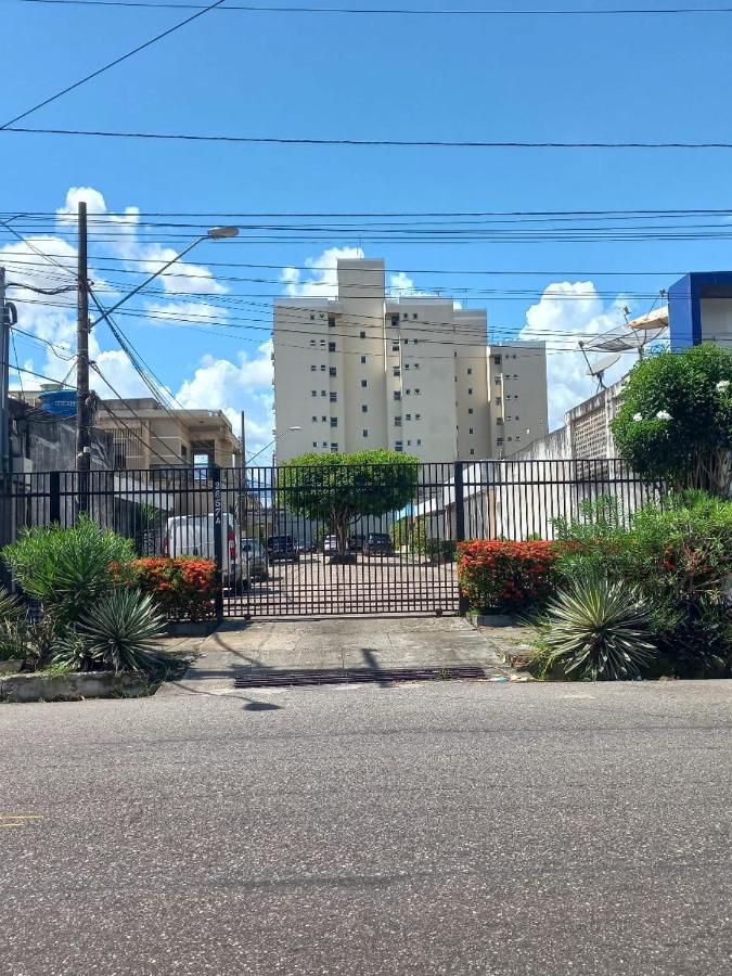 Elizondo Pousada Eneias Pinheiro