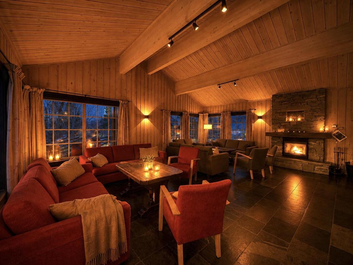 Spacious cabin in Hemsedal, 8 bedrooms and sauna - B&B Hemsedal