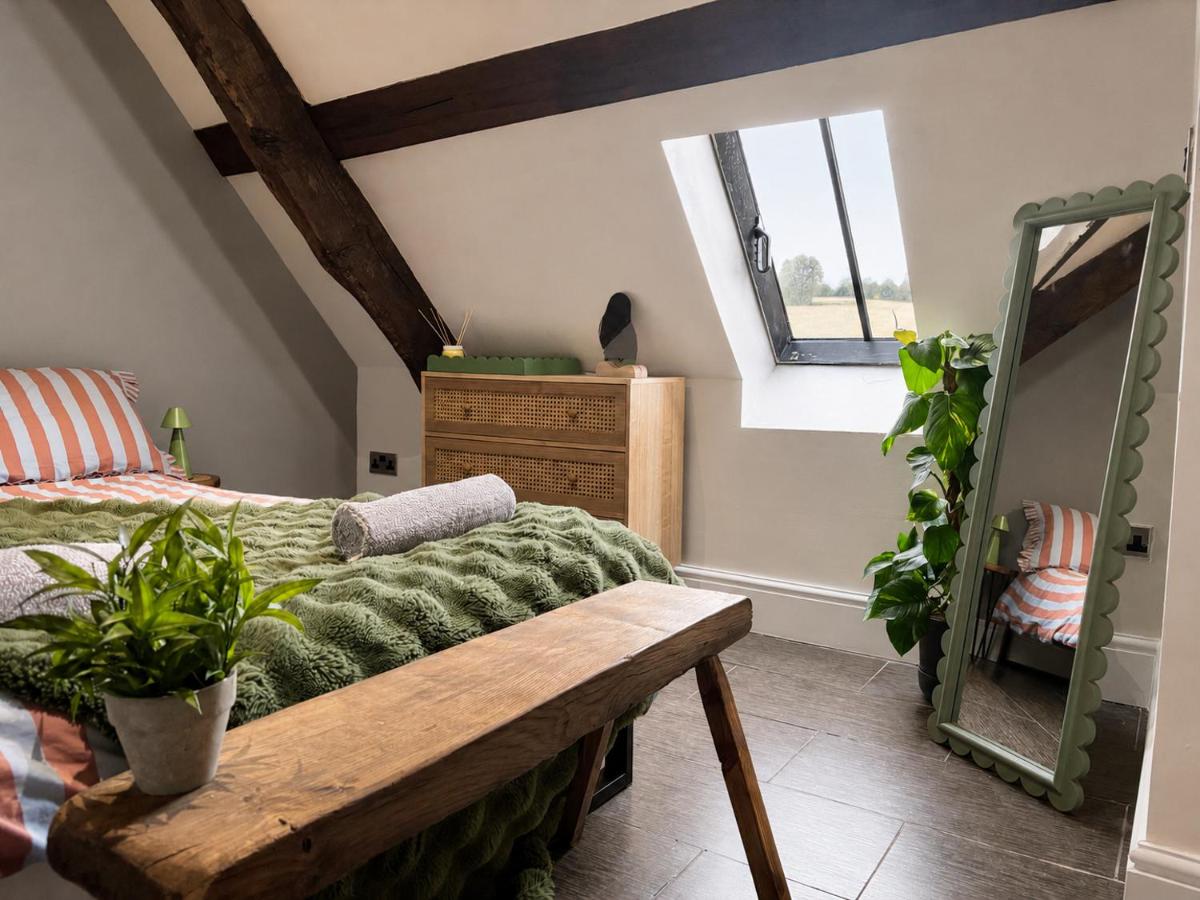 The Eaves - Pen Y Fan Views - B&B Brecon