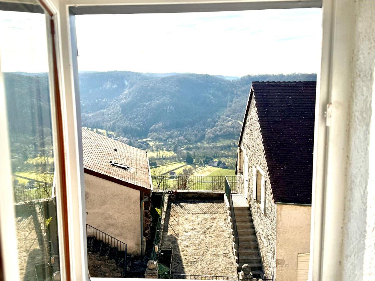 Chambres 6 personnes Maison Saint Jean - B&B Château-Chalon