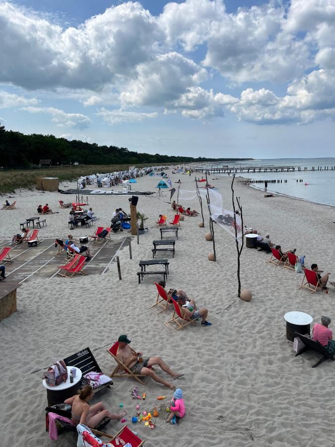 Ostseeliebe, gemütliche und moderne Ferienwohnung für 2 Personen in Zingst - B&B Zingst