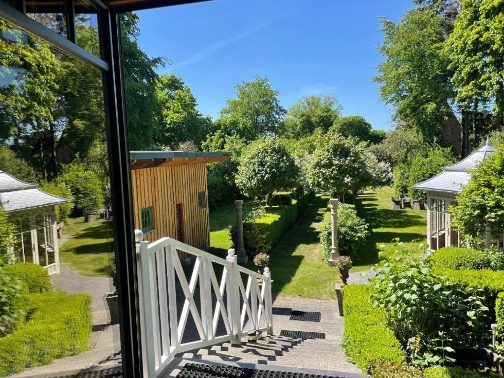 Villa Stolle, Ferienwohnung - Bed and Breakfast Schneverdingen