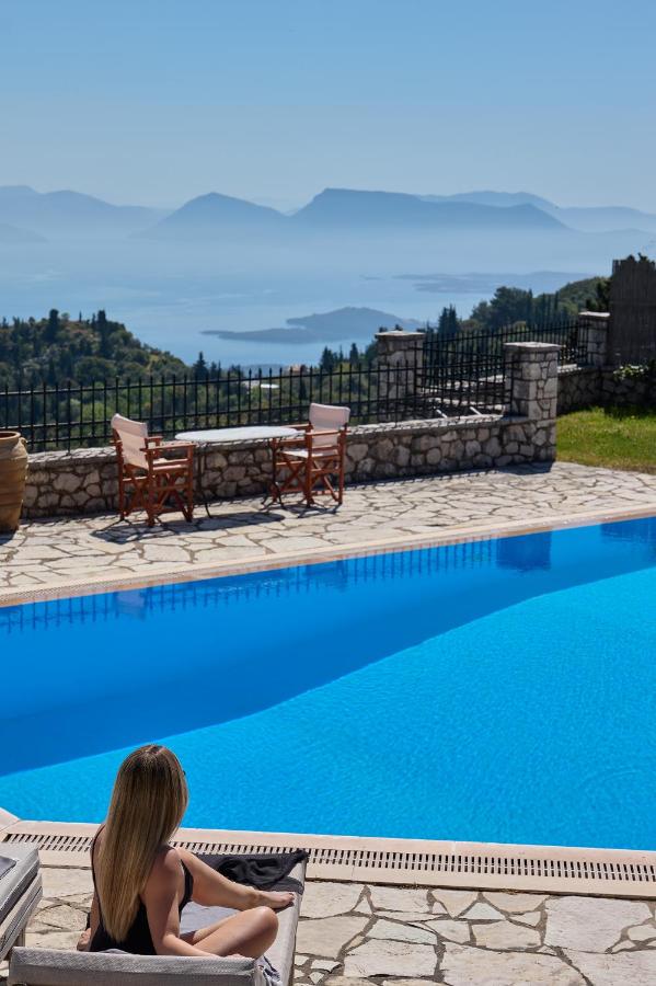 Lefkada Villas by Omikron Selections - B&B Vavkerí