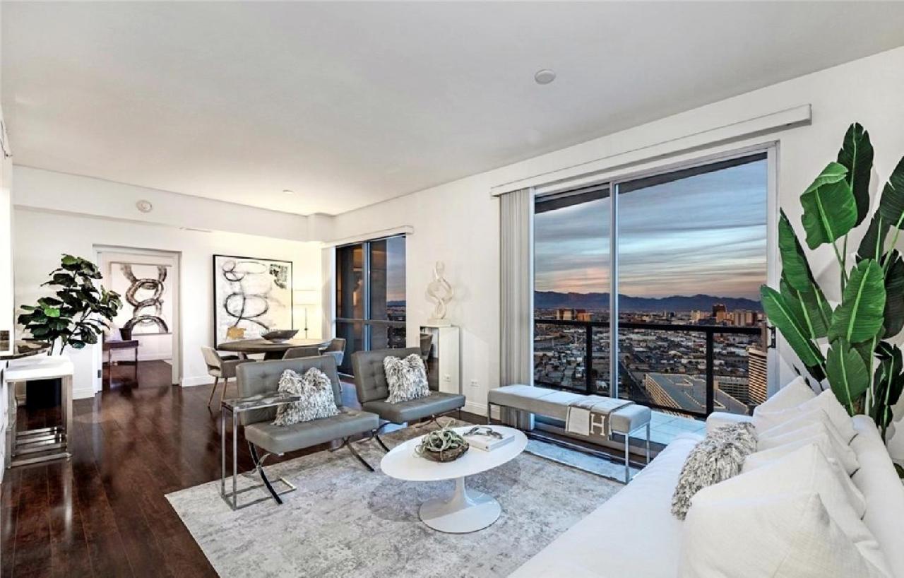 One Bedroom High Rise Residence with City Views - Ferienwohnung Las Vegas