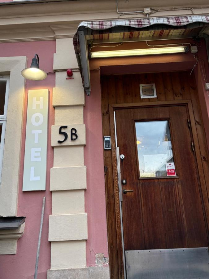 Cozy apartment right in the center - B&B Linköping