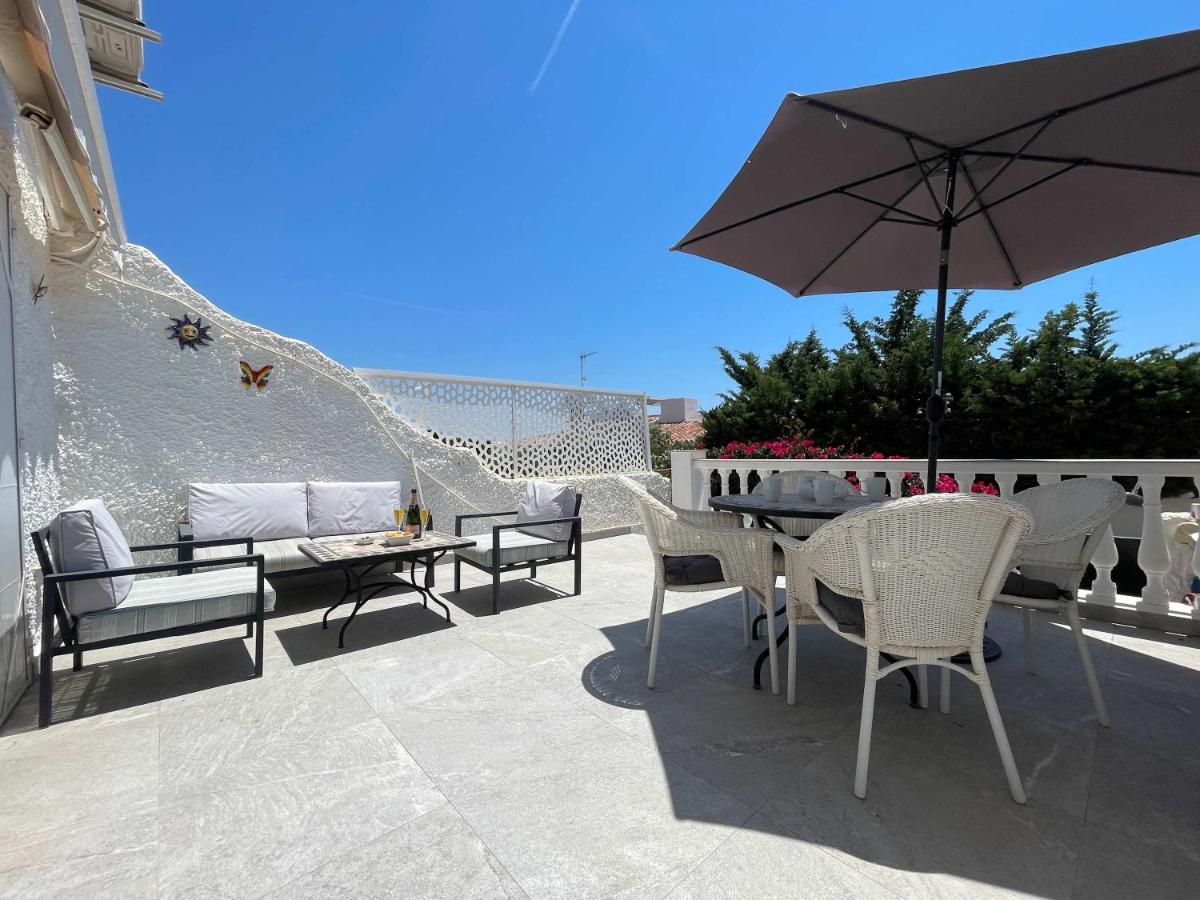 SHR005 Casa Mil Flores en Nerja con terraza - B&B Nerja