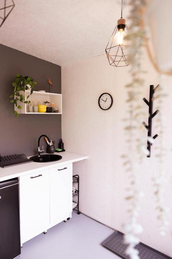 Liepaja Garden Studio with Terrace - B&B Liepāja