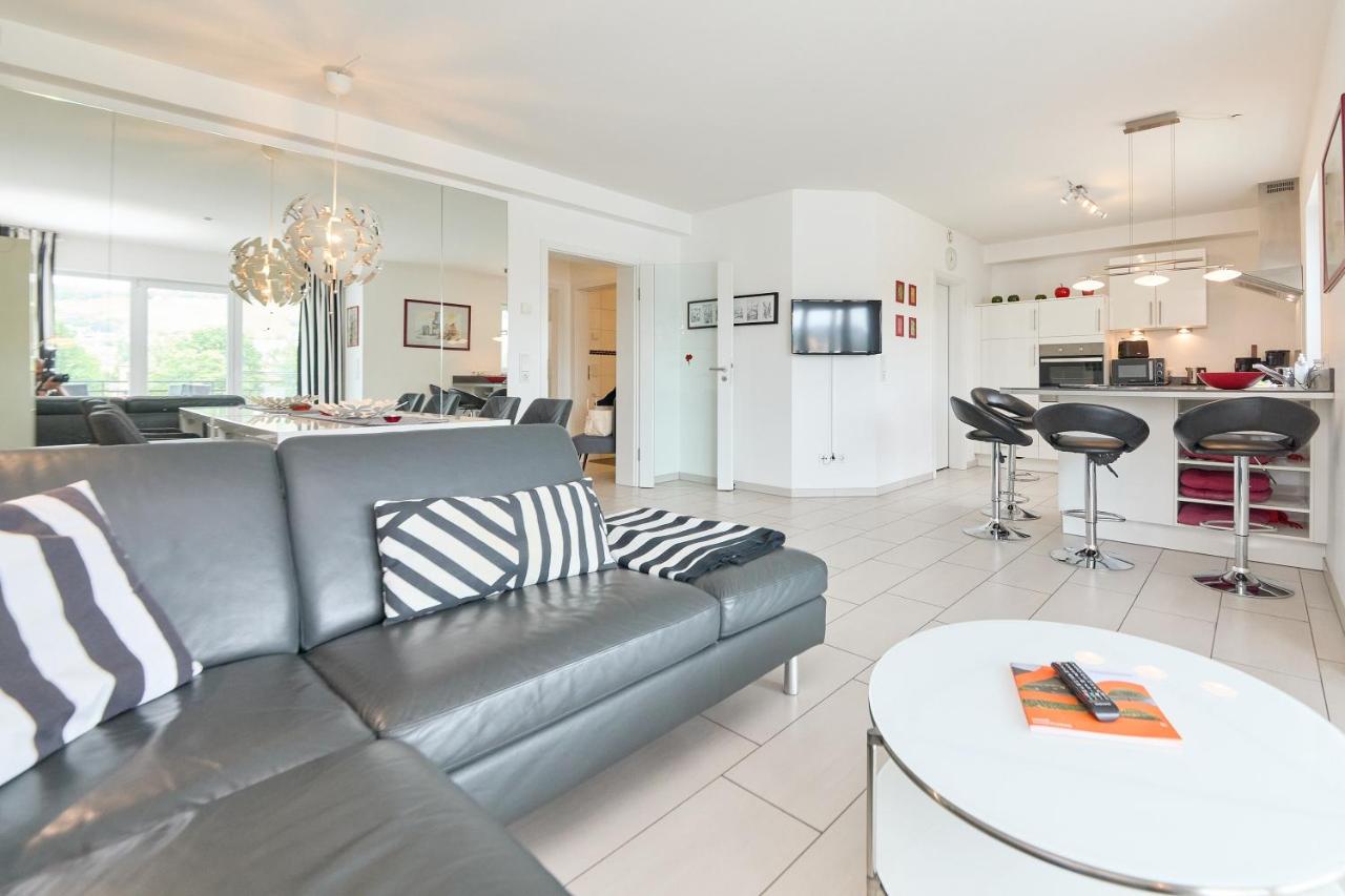 Fewo direkt am Moselufer - B&B Bernkastel-Kues