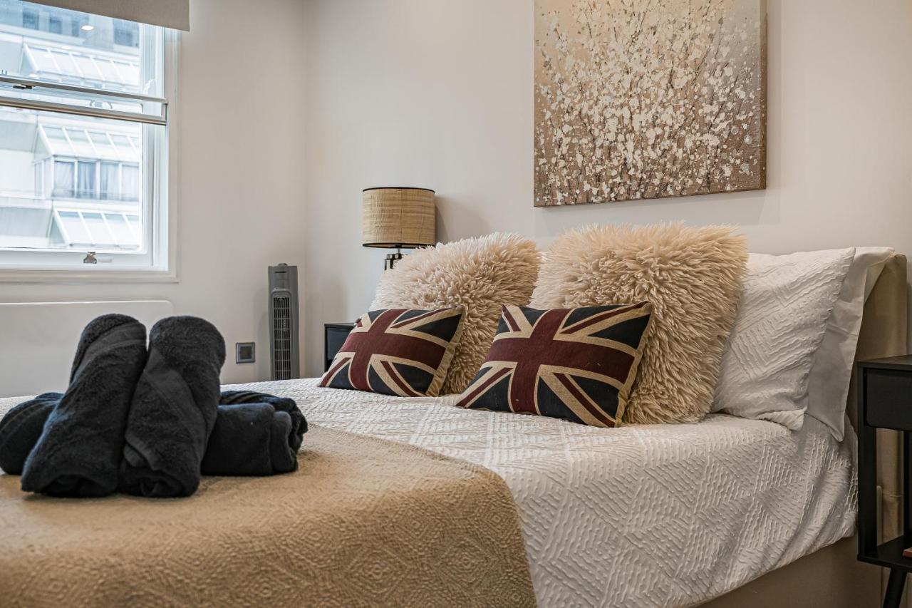 Elegant 2BR Apartment in Central London - B&B Londra