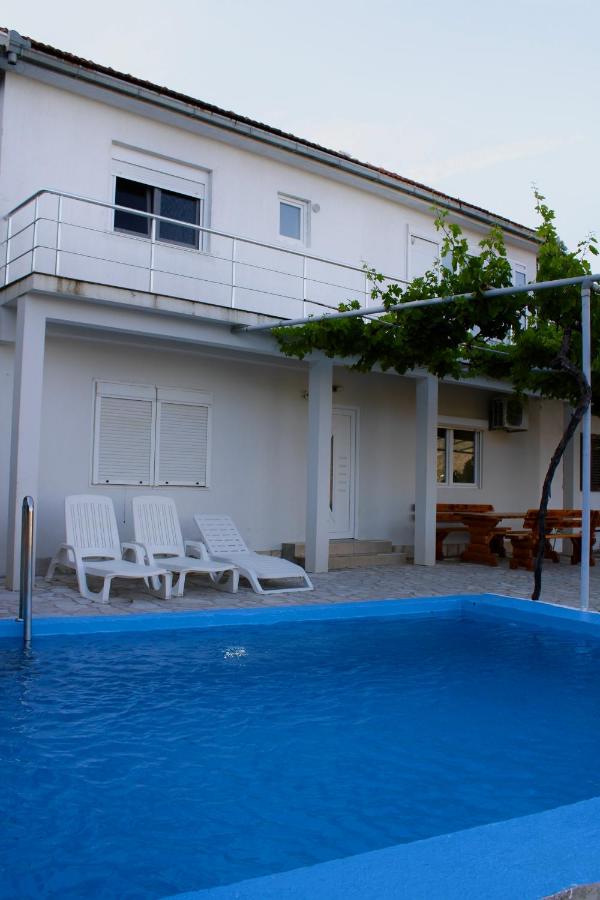 Stone Oasis House Mostar - With Panoramic City View - B&B Mostar
