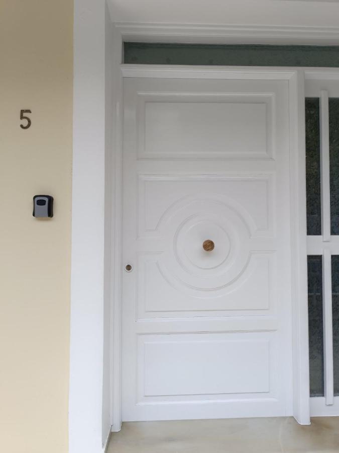 Lemon Tree Apartment - B&B Chios