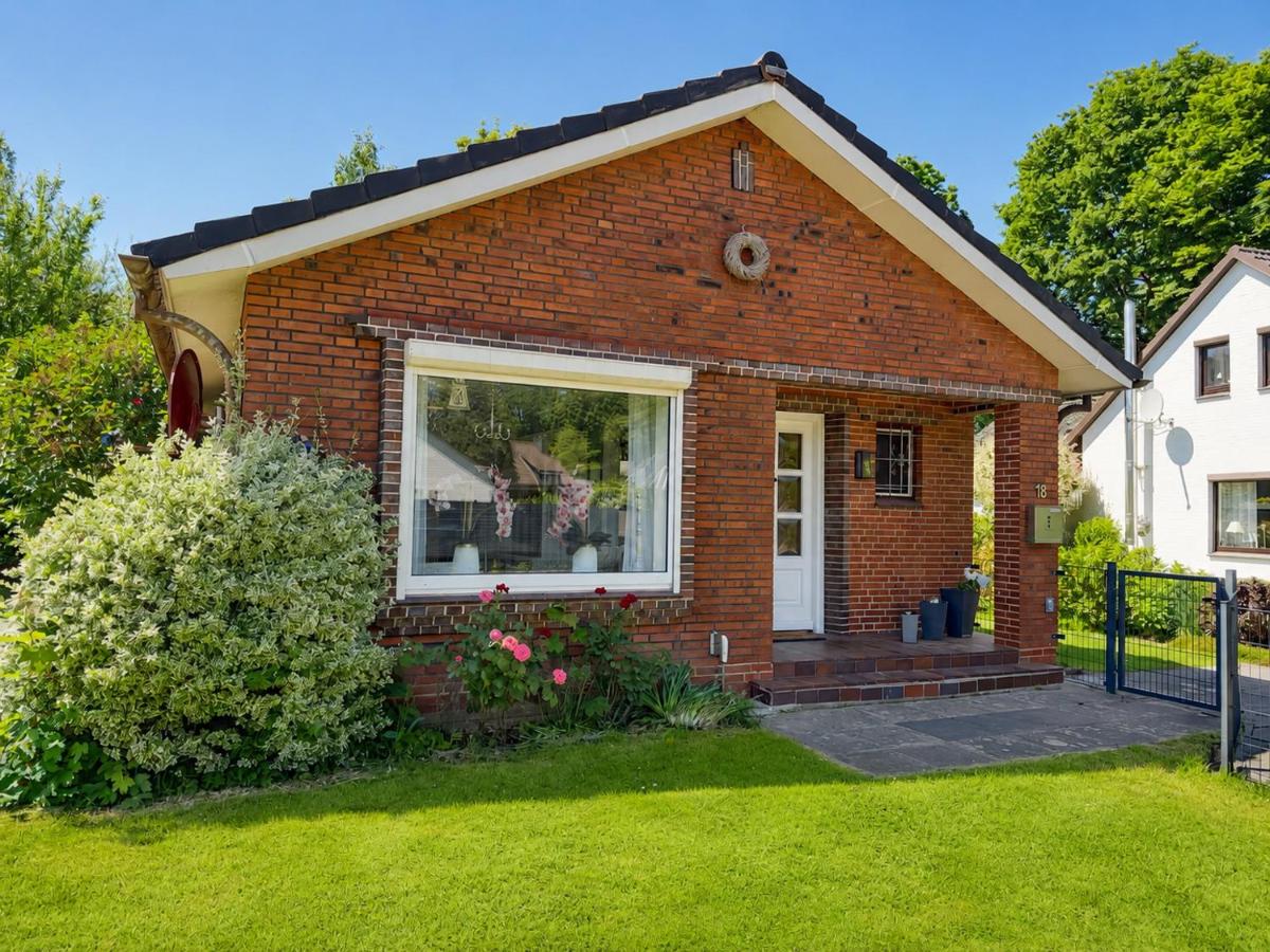 Lütte Butze - Ferienwohnung Marne