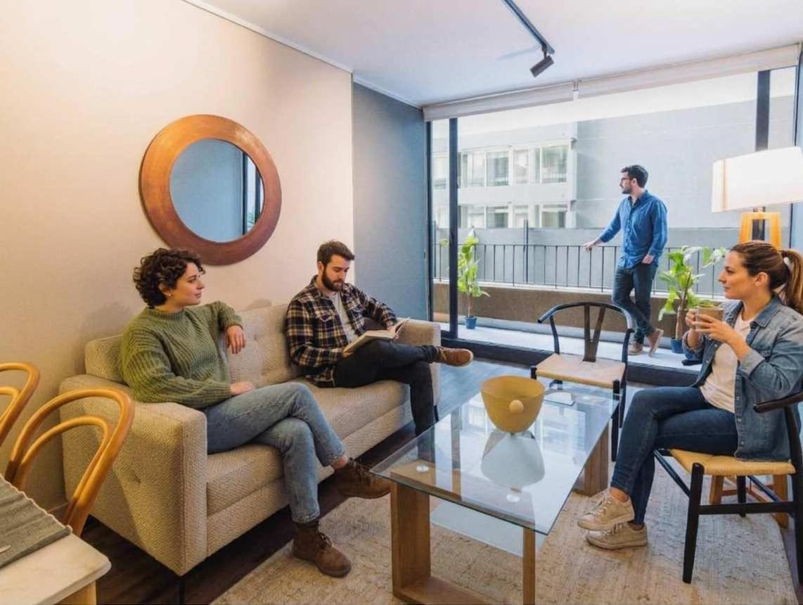 HOM I Parking I Piscina I GYM I Cerca al Metro - Chambres d'hôtes Santiago