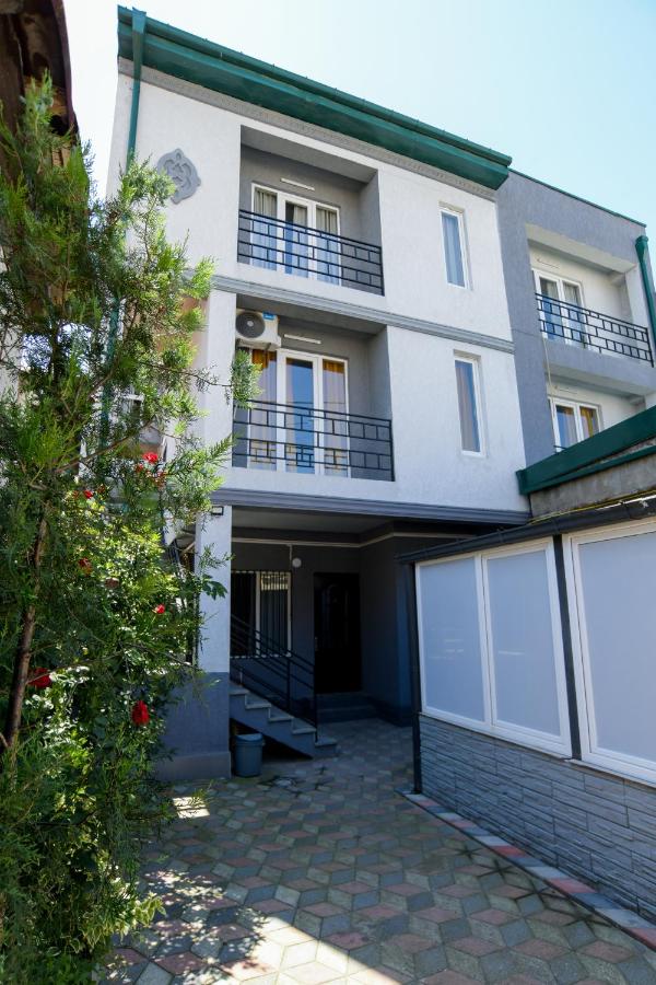 City Apartments - Bed and Breakfast Koetaisi