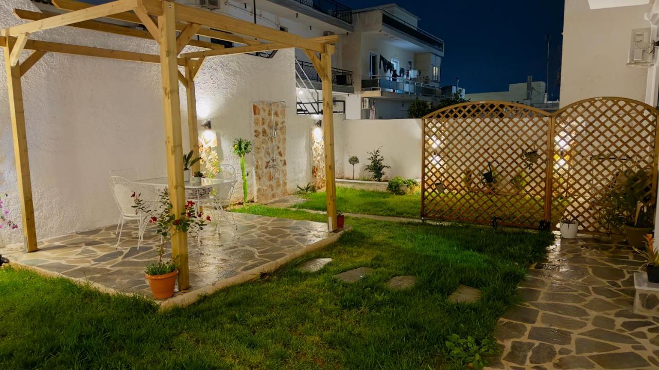 Salamina Urban Escape C - Bed and Breakfast Paloúkia