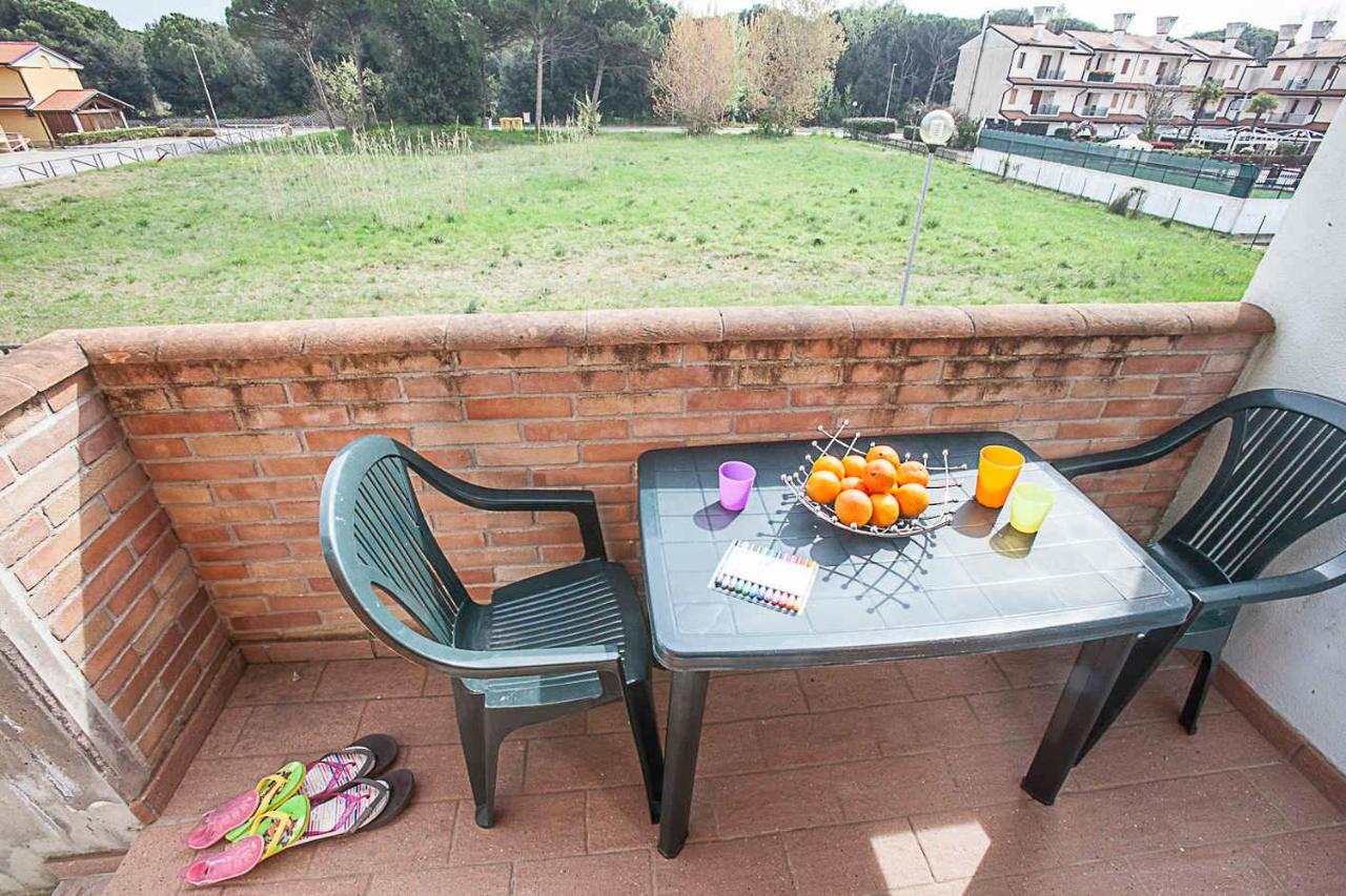 Apartment with Pool in Rosolina Mare 57970 - Chambres d'hôtes Rosolina Mare