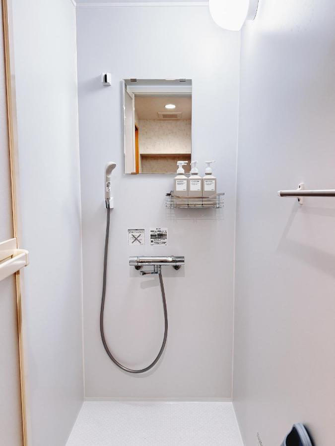 Near the station, 6-minute walk, entire first floor available, high-speed Wi-Fi, convenient for sightseeing and shopping, direct access to Tokyo Tower, the Imperial Palace, and Tokyo Dome - B&B Tokio