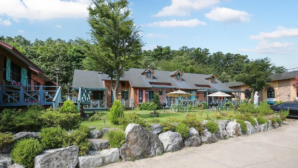 Ganghwa France Garden Pension - Chambres d'hôtes Incheon