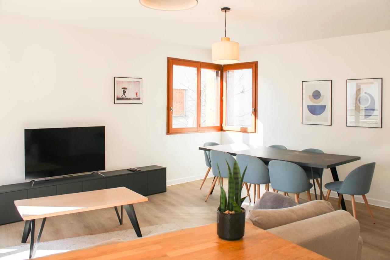 Large apartment with balcony - Stade de France - B&B Saint-Denis