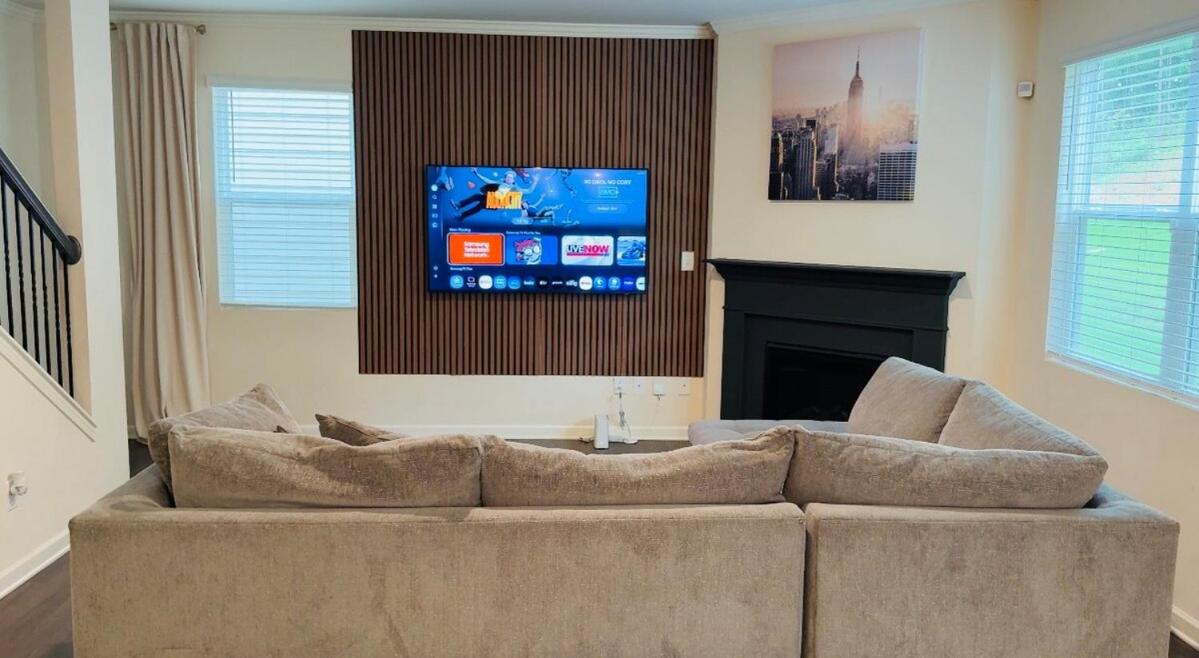 Spacious 4 Bedroom Stay Near ATL Airport - B&B Fairburn