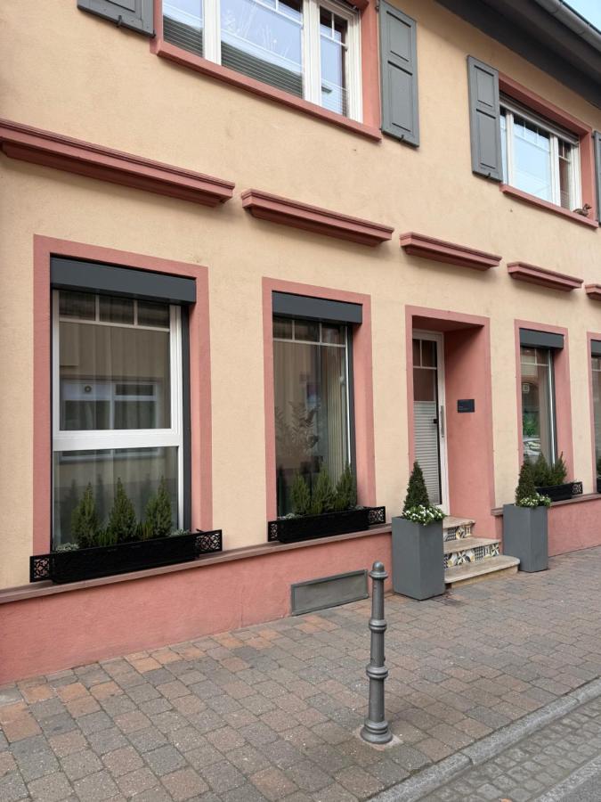LUI CityApartment an der Weinstrasse - Boho Stil - B&B Grünstadt