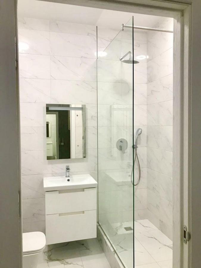 Doppelzimmer mit Balkon