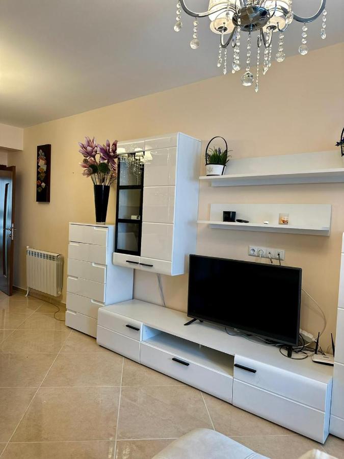 Двустаен апартамент в Поморие - Ferienwohnung Pomorie
