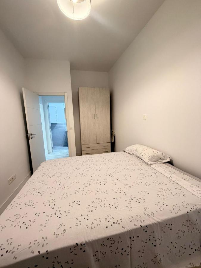 5'walk to plaza Mayor, 2 bedroom 1 sofa bed - B&B Madrid