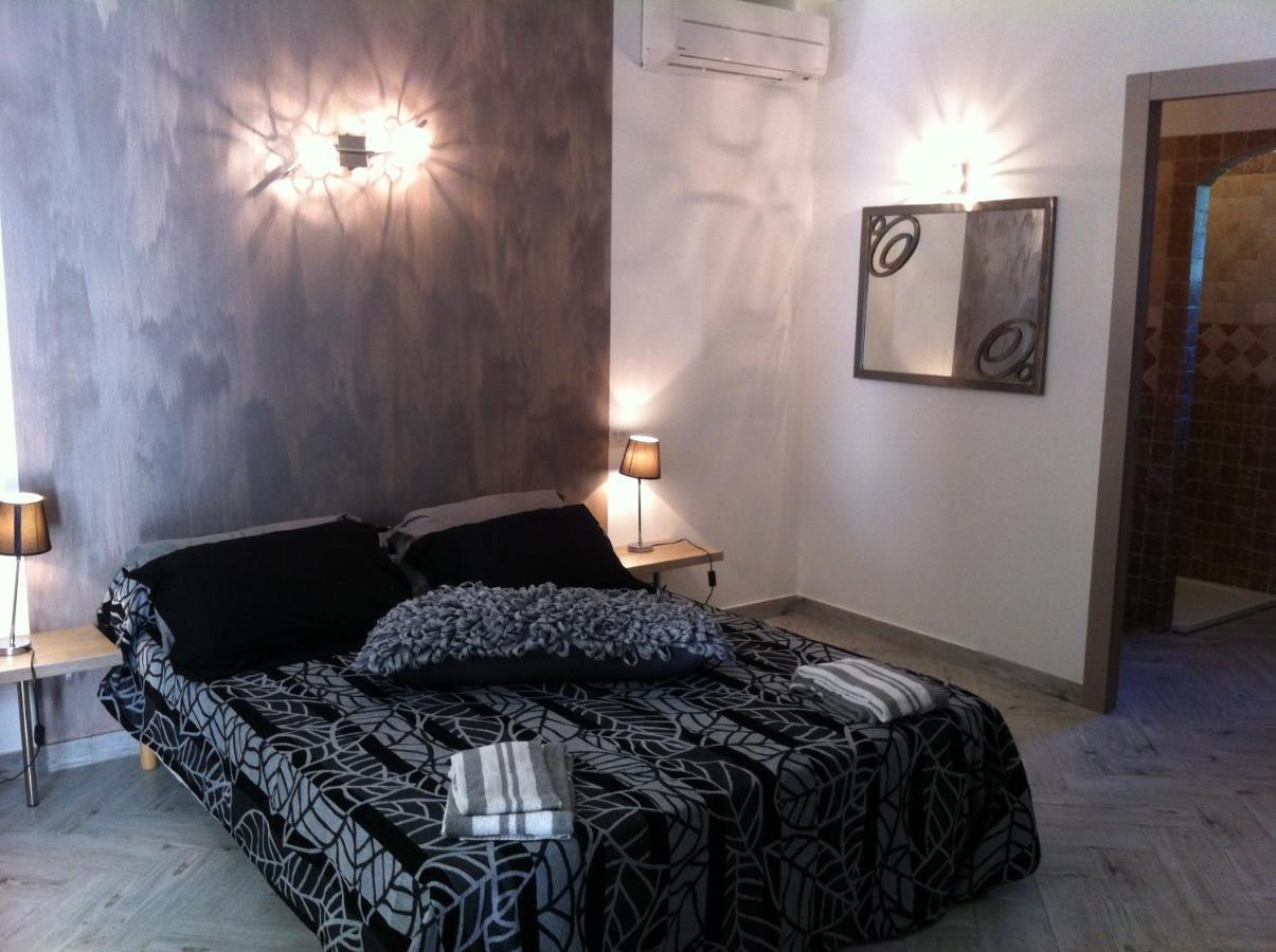Chambre Quadruple - Vue sur Jardin et Piscine