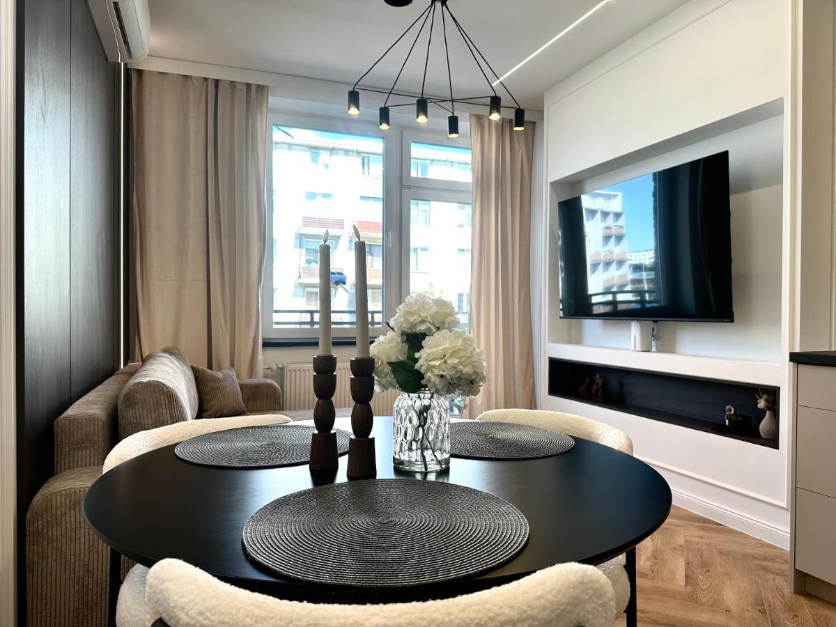Sądowa Apartment - Self Check-In 20h & Balcony - Bed and Breakfast Wrocław