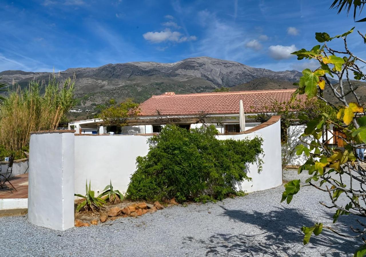 Finca Clara - Bed and Breakfast Rubite