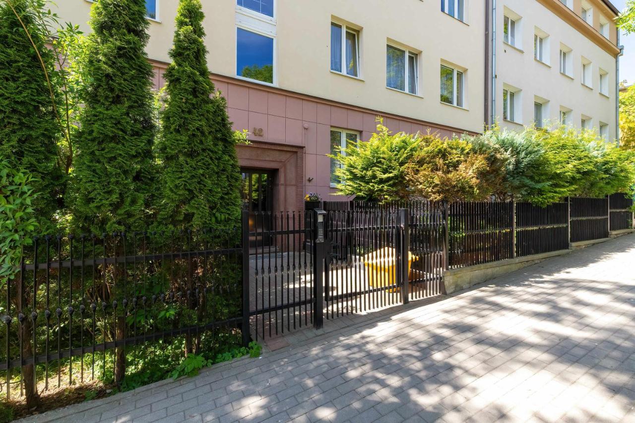 Family Apartment in Gdynia Near the Seaside Promenade by Noclegi Renters - Chambres d'hôtes Gdynia