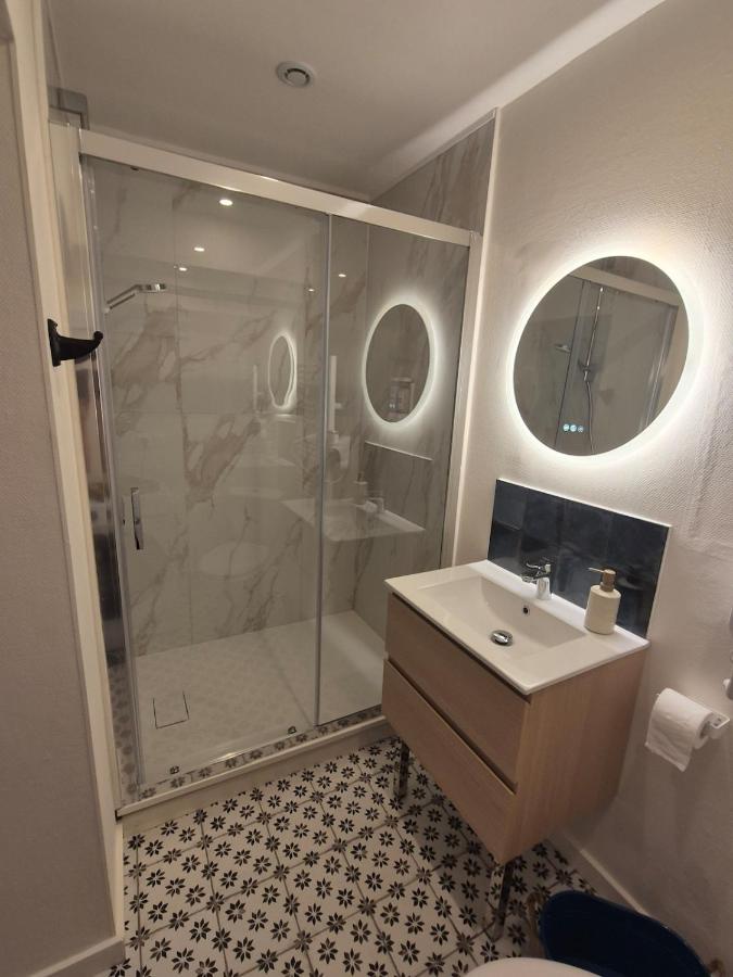 Joli studio en hypercentre avec entrée indépendante - Ferienwohnung Neuves-Maisons