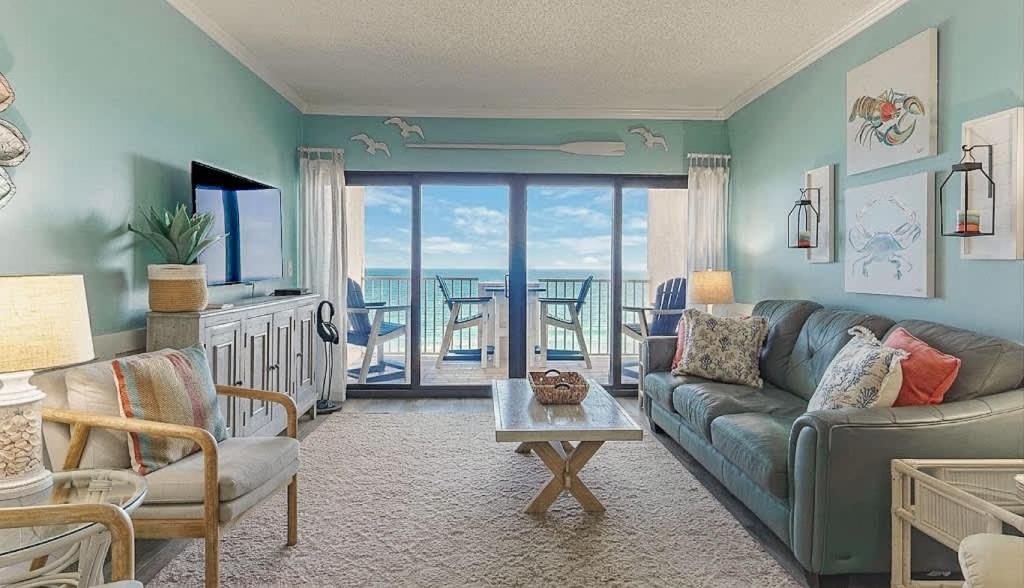 Tropical Winds 702 by ALBVR - Beachfront Comfort with Stunning Gulf Views - Ferienwohnung Gulf Shores