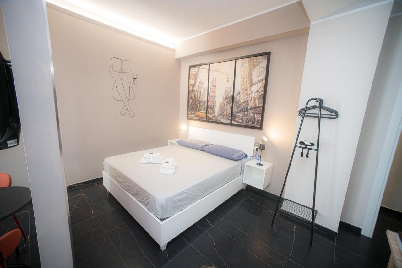 PataPam luminosissimo monolocale Lido di Roma - Chambres d'hôtes Lido di Ostia