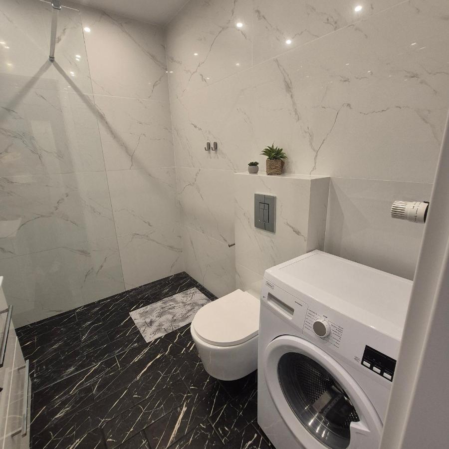 Studio Gwiaździsta Near Sky Tower 12p - Ferienwohnung Wroclaw