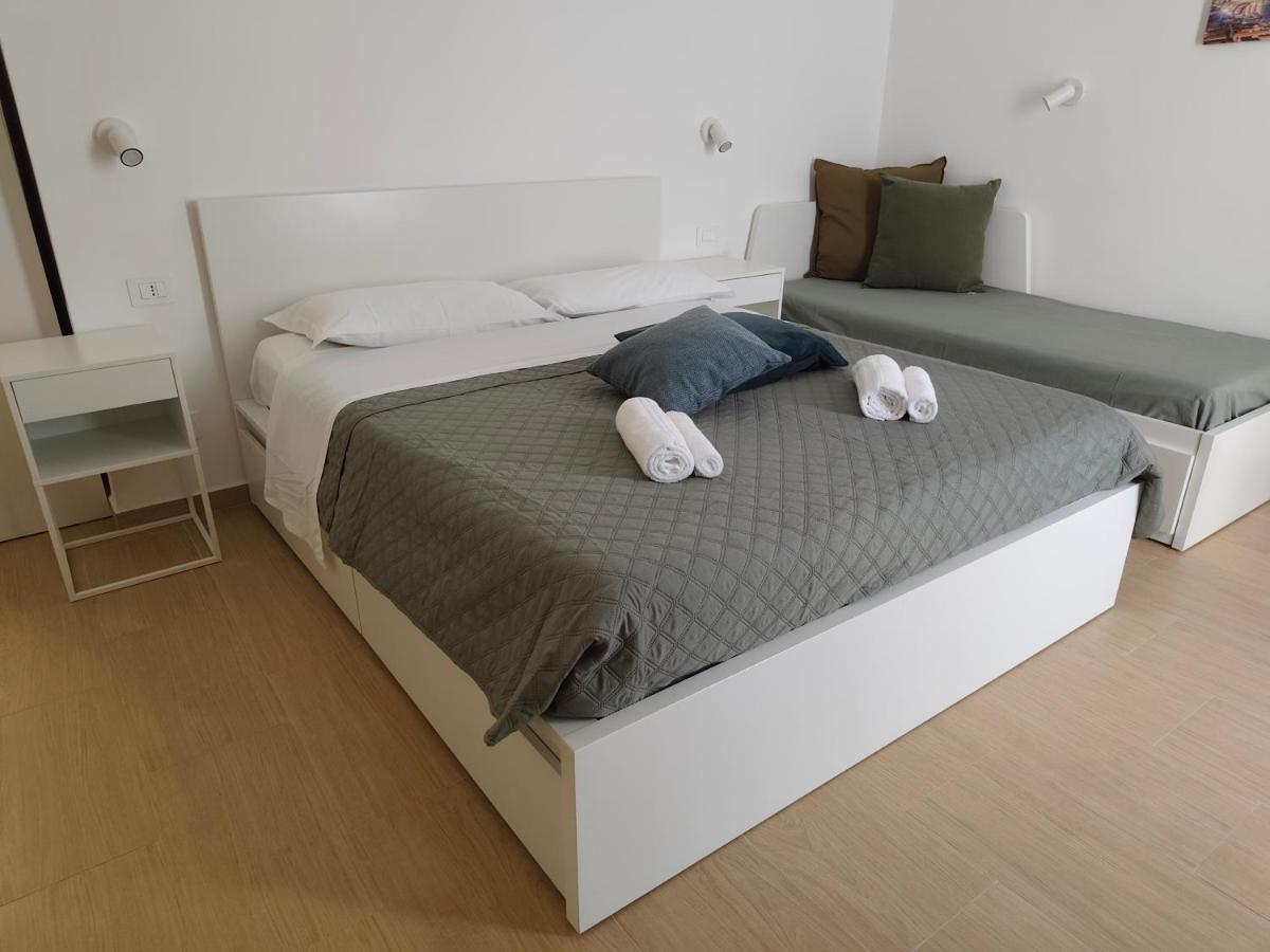 Dimora Aquila - B&B Napoli