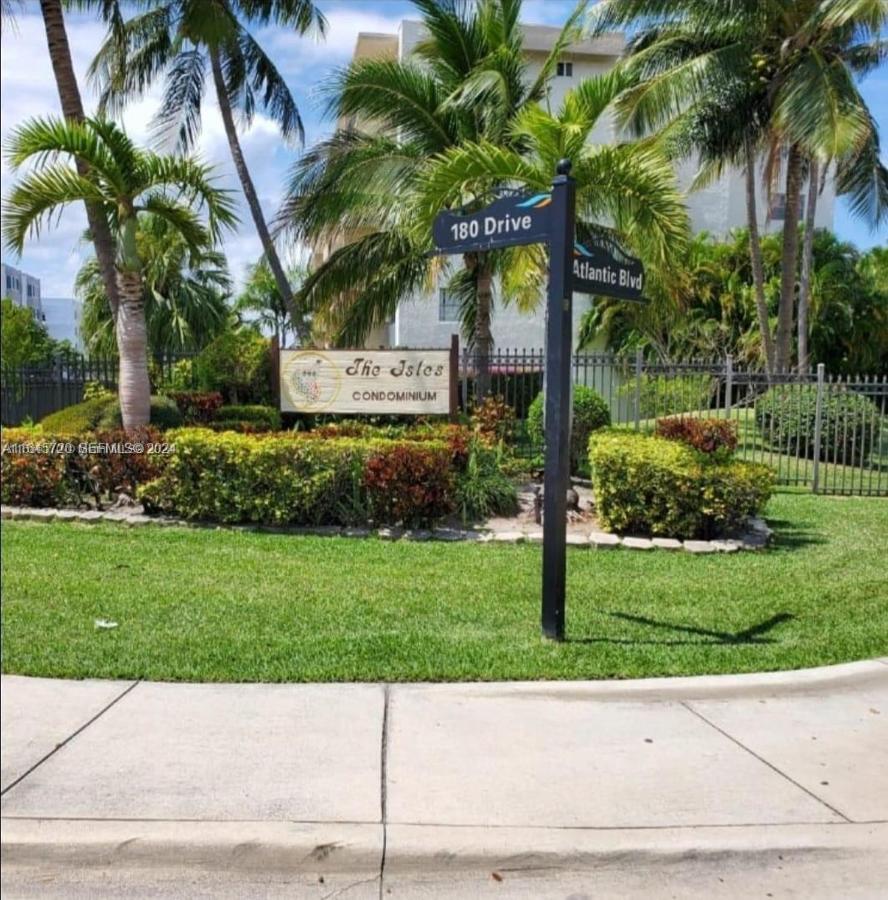 Sunny isles Escape-1BR Condo Steps from the Beach! - B&B Sunny Isles Beach