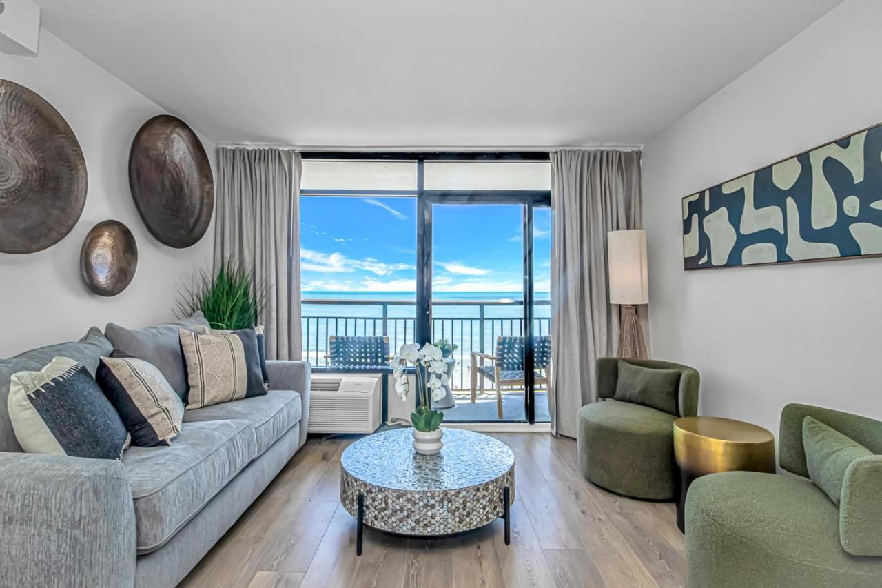 Breathtaking Luxury Beach Escape with Oceanfront Views-Landmark 731 - Chambres d'hôtes Myrtle Beach