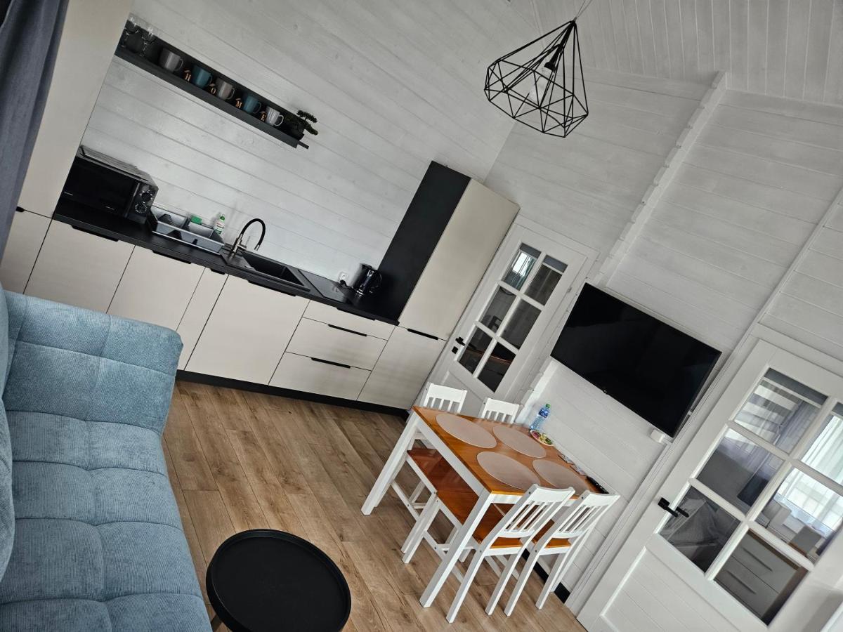 Domki Letniskowe Do-Iwi - Bed and Breakfast Ustronie Morskie