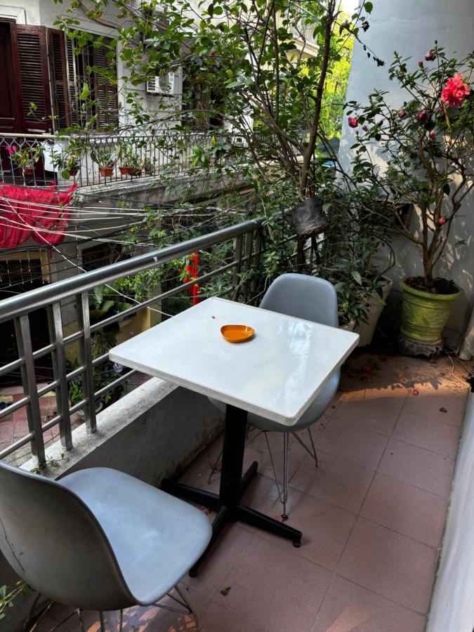 April twelve - B&B Hanoi