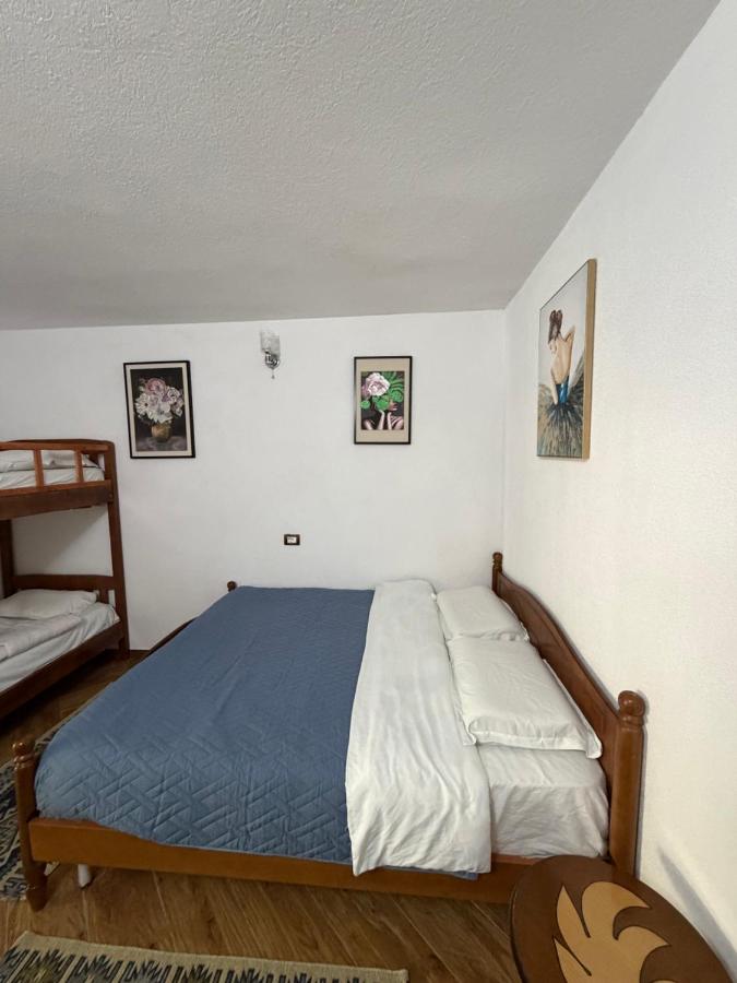 Familiekamer met Uitzicht op de Bergen