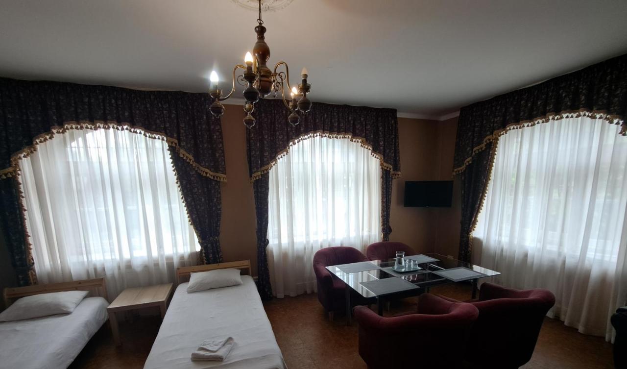 Camera Quadrupla con Bagno in Comune 