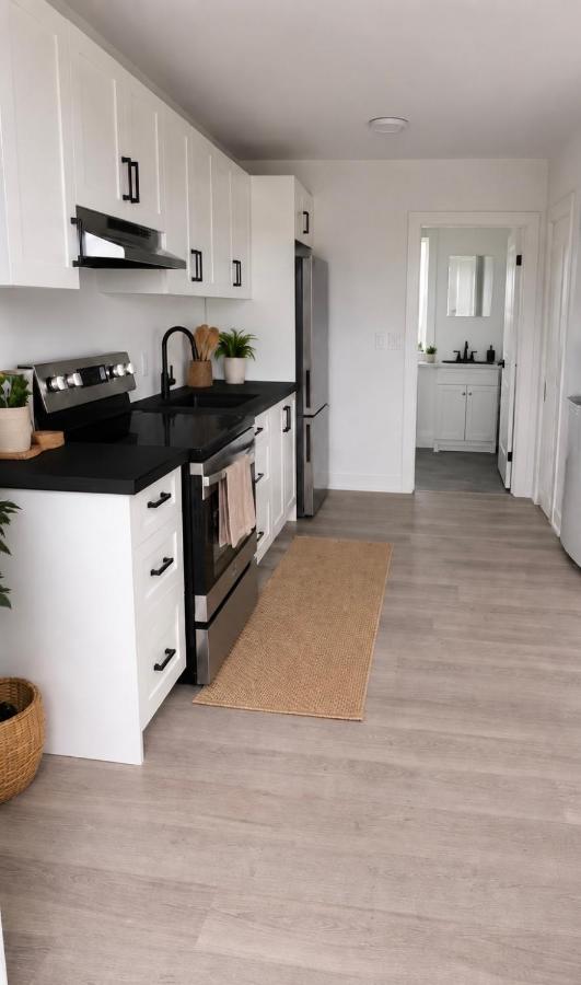 Bright & Cozy 1-bedroom garden suite in Toronto - Ferienwohnung Toronto