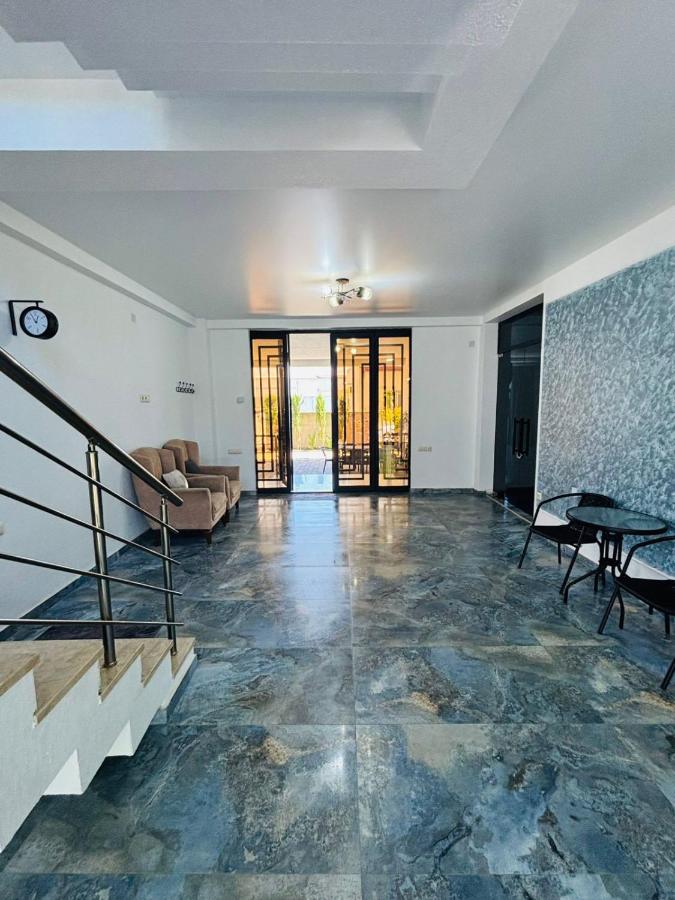 Pool & HostLab Hotel Kobuleti, 4 min to Sea - B&B Kobuleti
