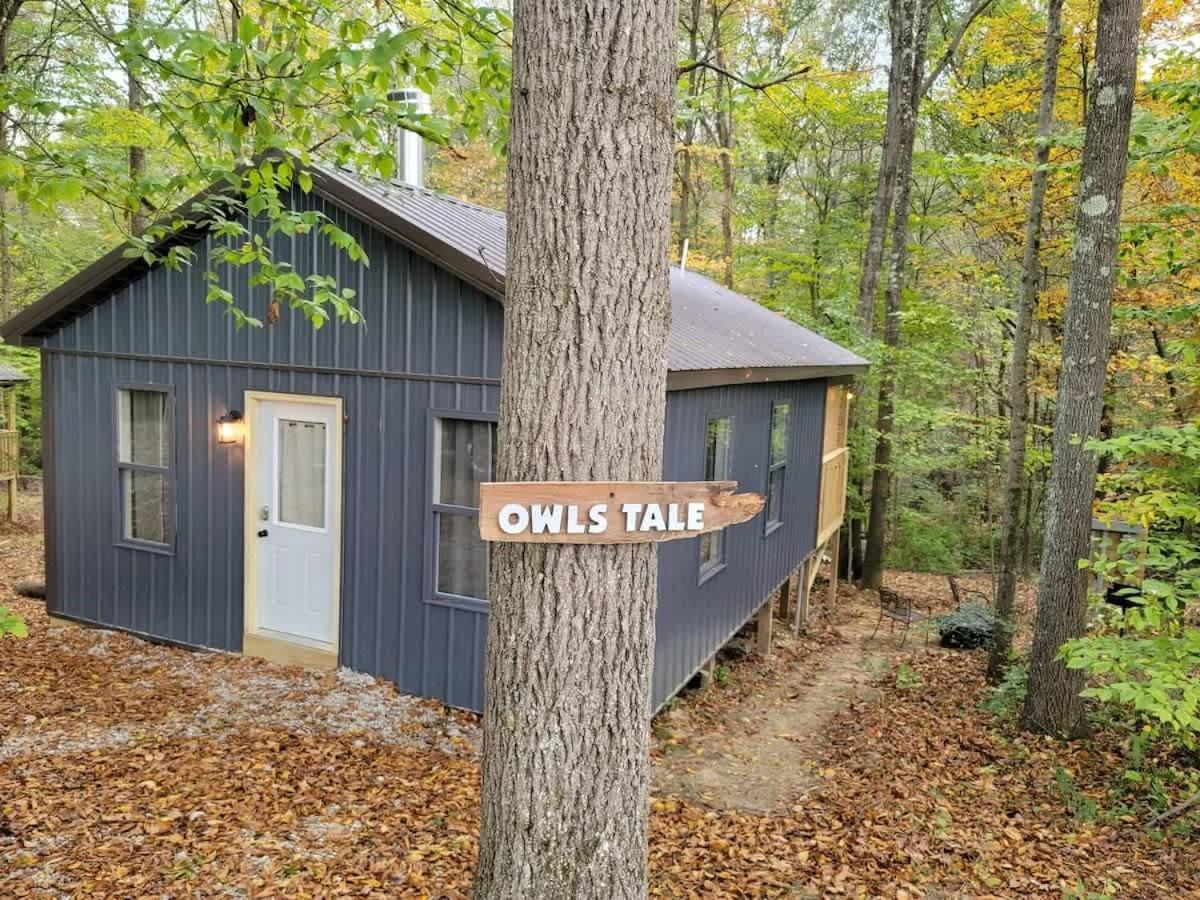 Owl's Tale at Avenwood Cabins - B&B New Straitsville